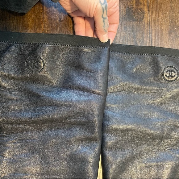 CHANEL over the knee Brown cap toe stretch leather boots - Picture 12 of 14